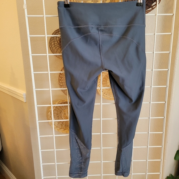Under Armour Compression Leggings SZ M - Picture 8 of 8
